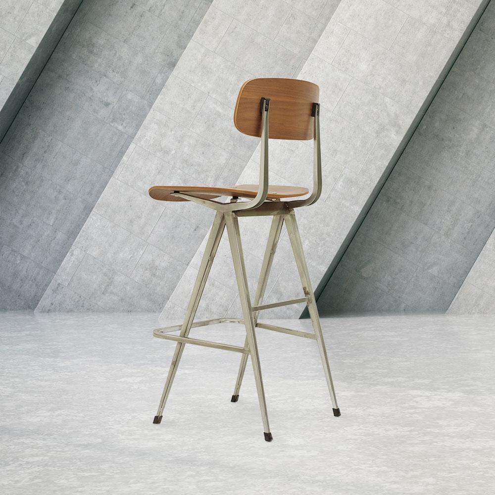 Regent Bar Chair #color_Walnut